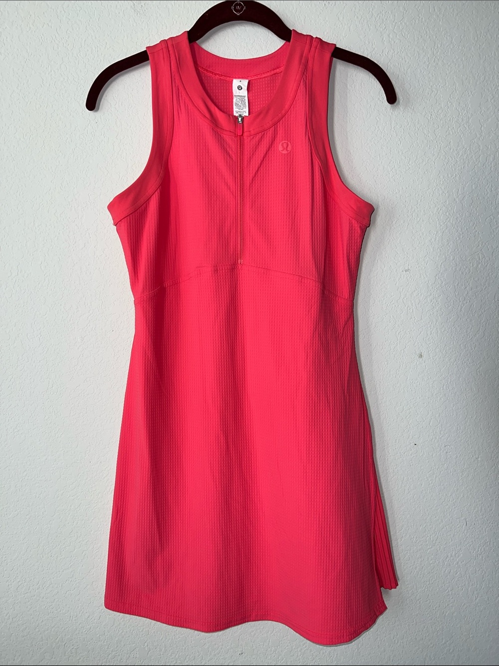 Lululemon Grid-Texture Sleeveless Tennis Dress Lip Gloss Size 6 Tennis Prep